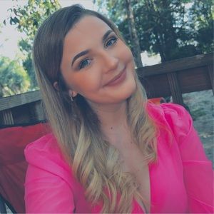 Meet your Posher, Haley